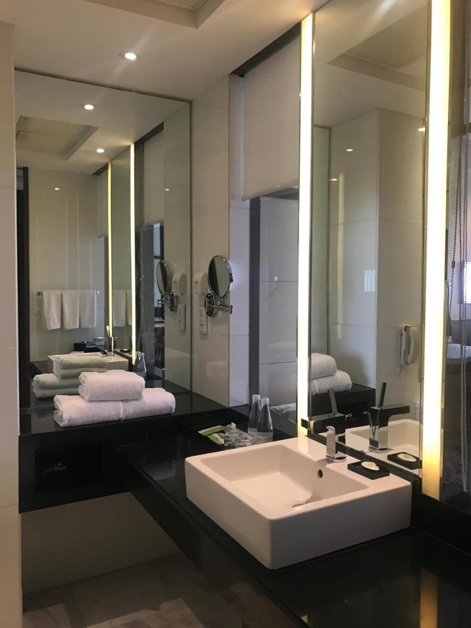 ホテル Courtyard By Marriott Beijing Northeast エクステリア 写真